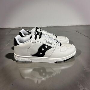 Saucony White and Black Sneakers Classic Athletic Design
